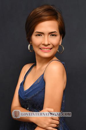 Philippines women