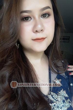 185758 - Wachiraphon (Nida) Age: 39 - Thailand