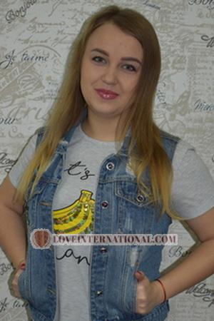 190151 - Viktoriya Age: 27 - Ukraine