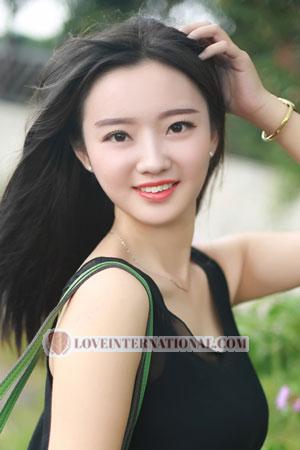 202346 - Vicky Age: 28 - China