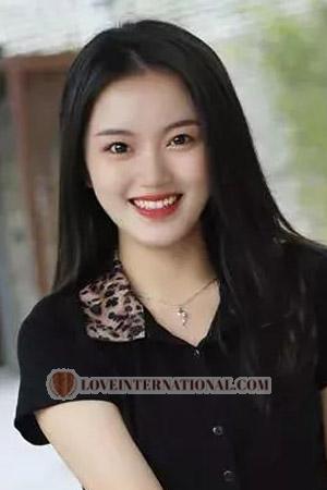 202560 - Xiaoqin Age: 21 - China