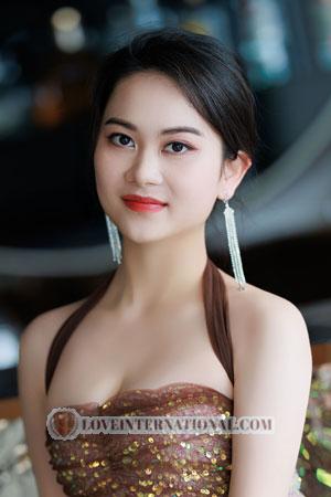 213640 - Xueyang Age: 22 - China